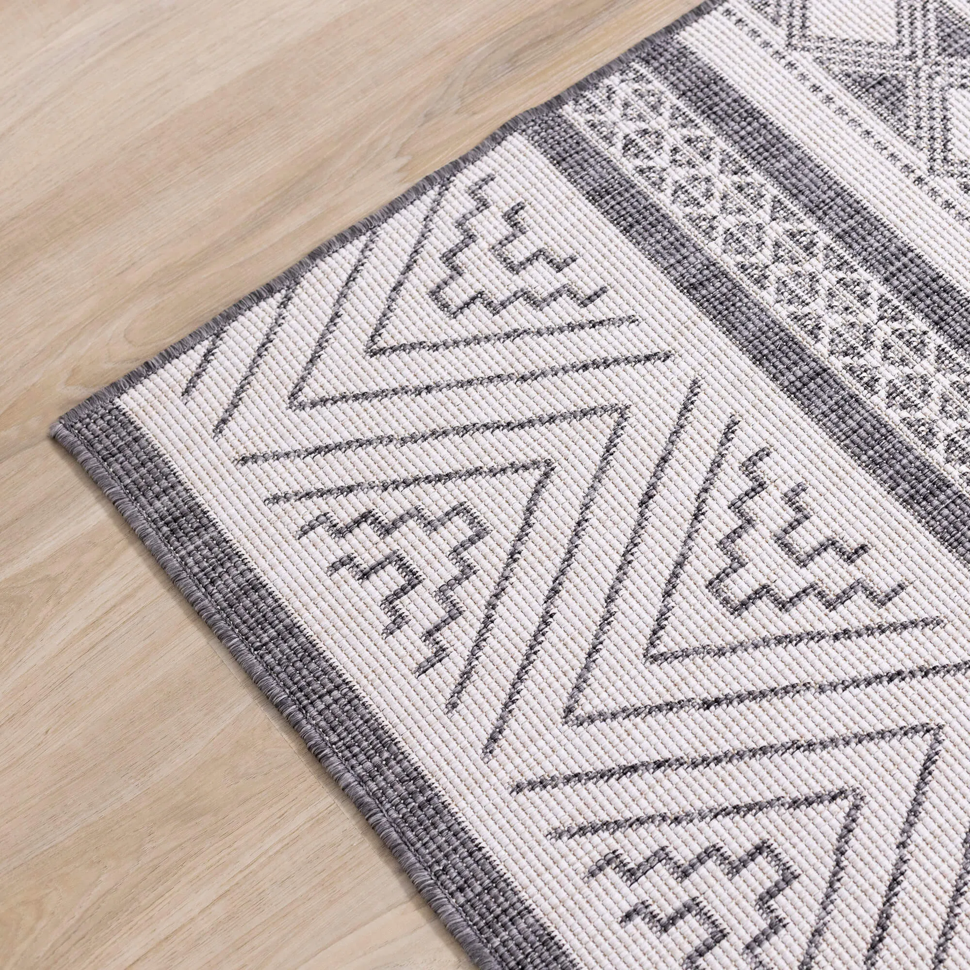 Bristol Grey Reversible Indoor / Outdoor Rug