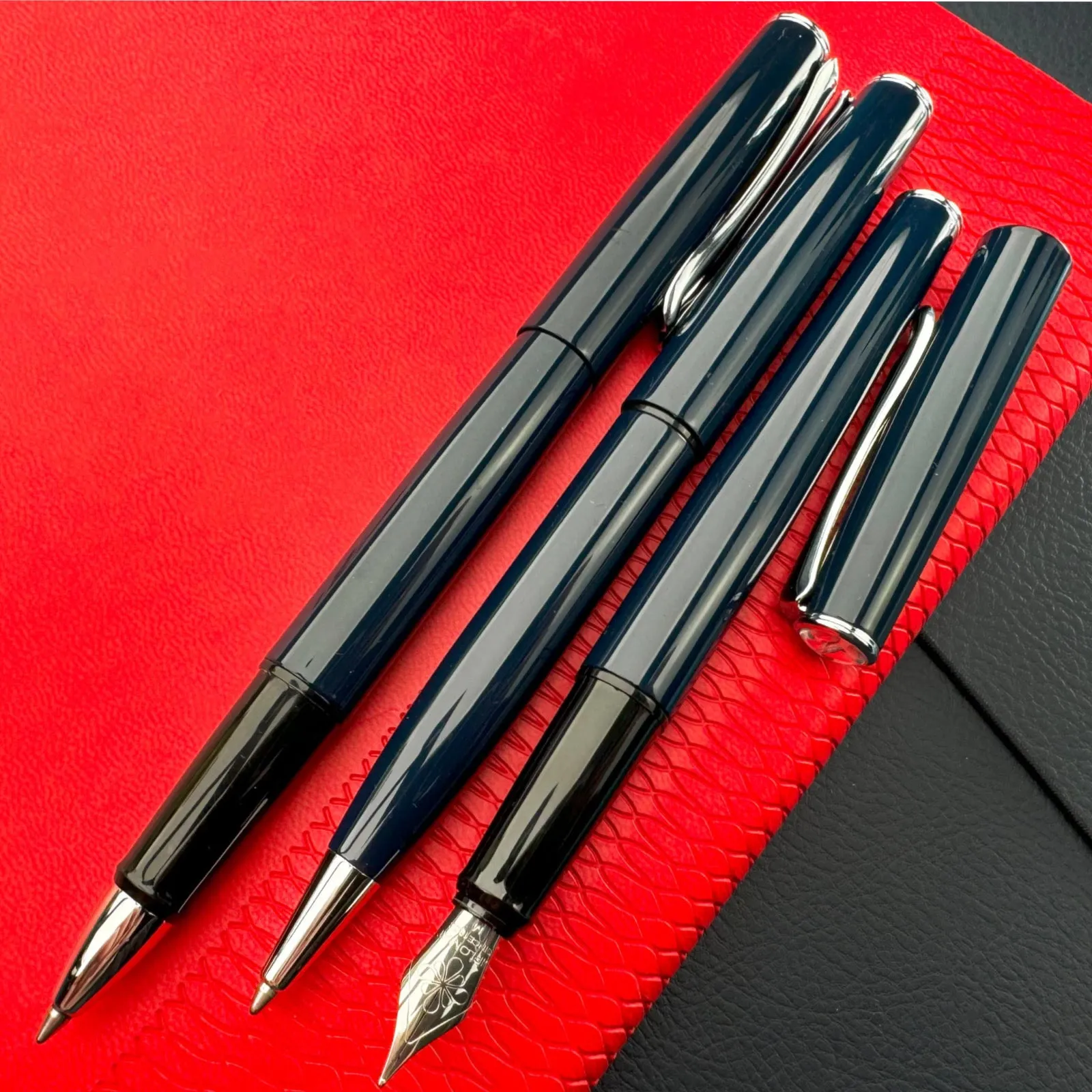 Diplomat Esteem Dark Blue collection - Ballpoint
