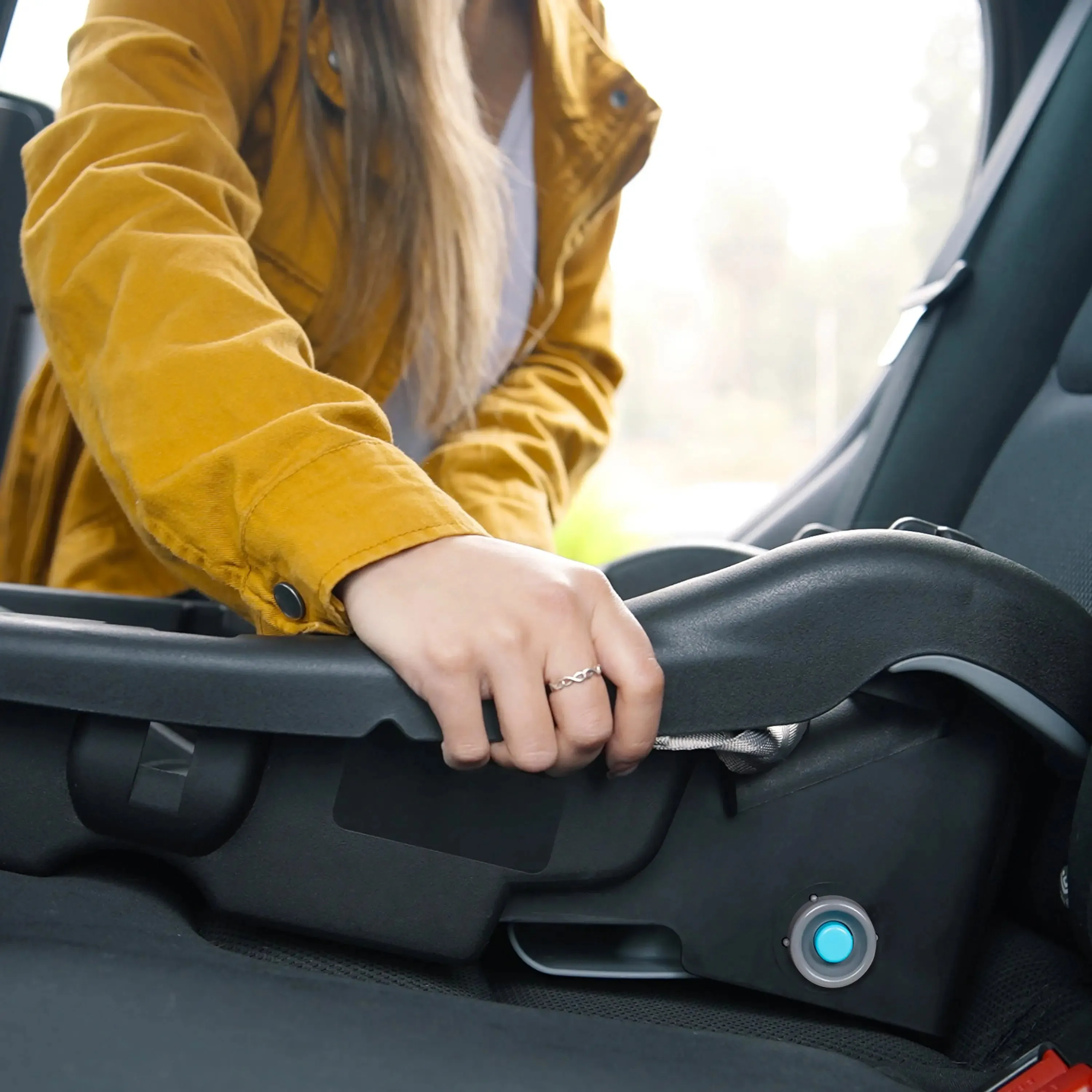 Expedition® DLX Jogger Travel System with EZ-Lift™ PLUS Infant Car Seat - Madrid Tan (Target Exclusive)