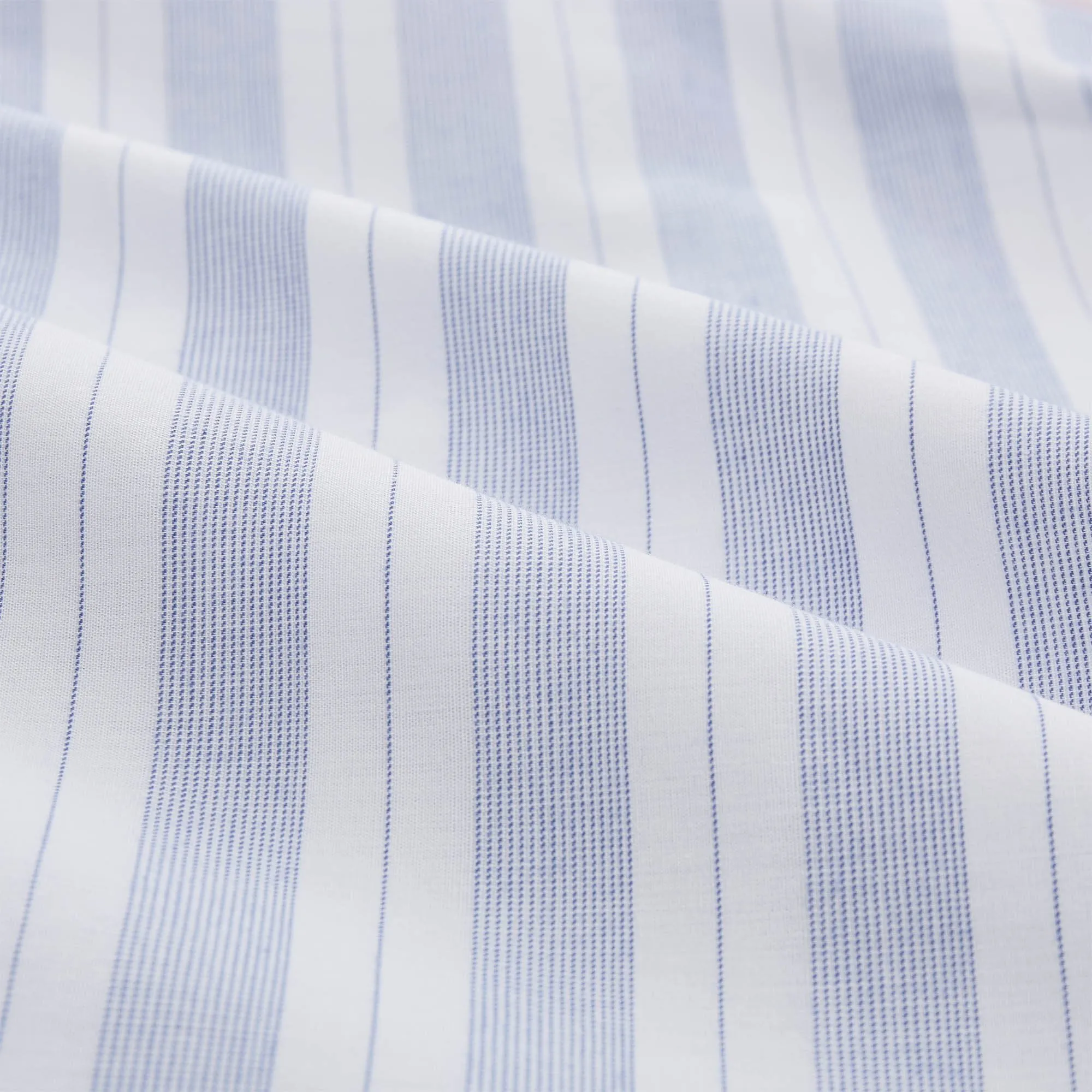Izeda Bedding [Blue/White]