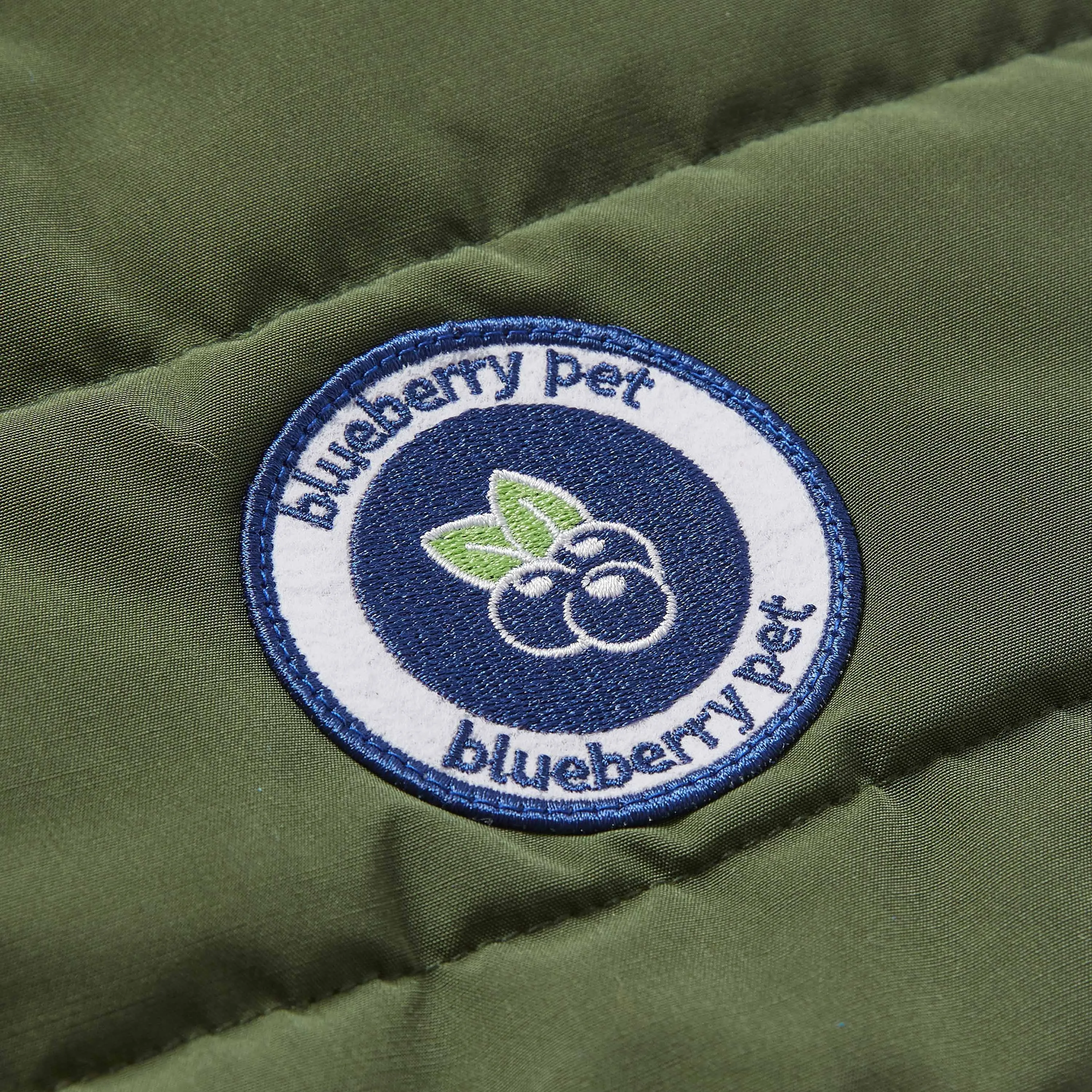Windproof Waterproof Quilted Dog Puffer Jackets for Pets